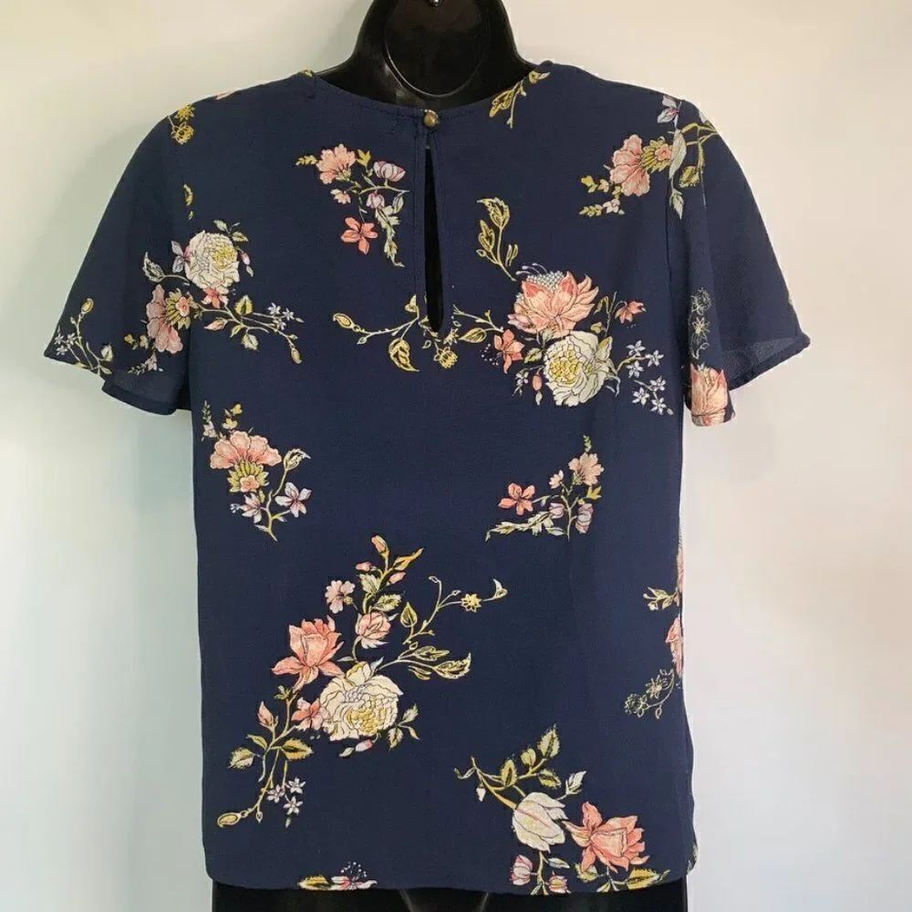 Rewind Navy Floral Blouse - Picture 5 of 7
